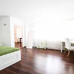 Joe\'S Apartments - Franz-Josefs Kai 15